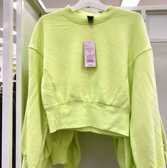 NWT Lime Green Cropped Pullover Wild Fable Activewear - Picture 3 of 5